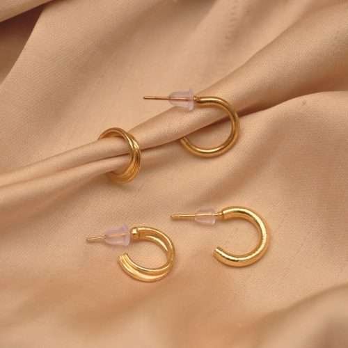 2 pair gold hoops