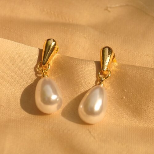 Dara pearl drop earrings
