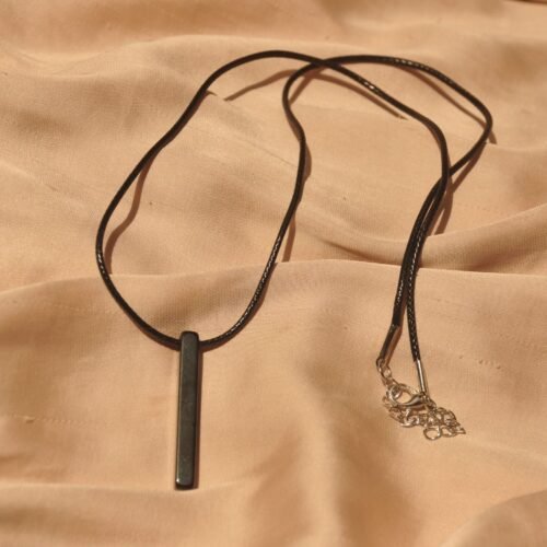 Black bar cord chain