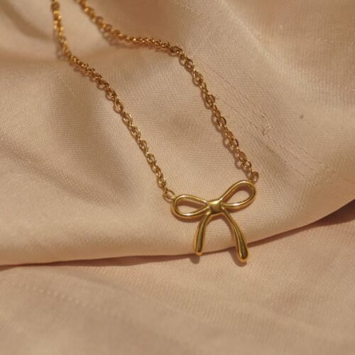 Bella Bow necklace