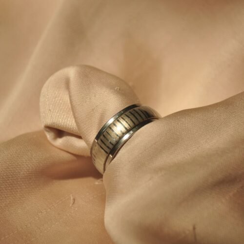 Silver lines steel ring (Size 8)