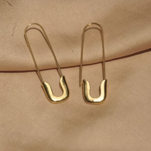 Pin drop earrings