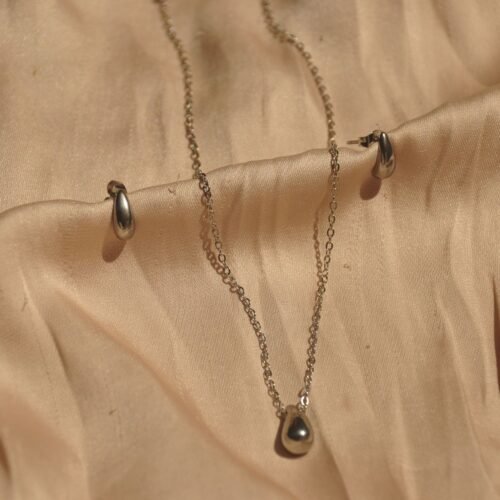 Silver steel waterdrop set