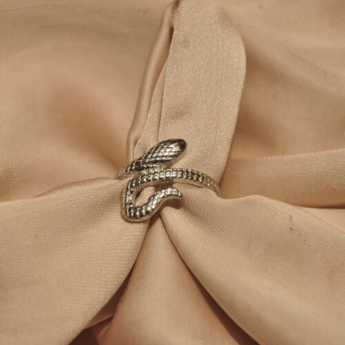 Silver snake ring D (size 8 & 9)