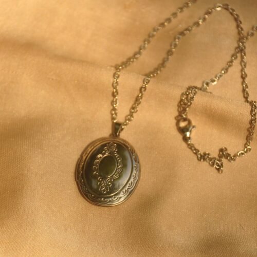Silver steel Sandra locket chain