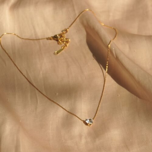 Stone heart steel chain