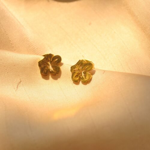 Senna floral steel studs