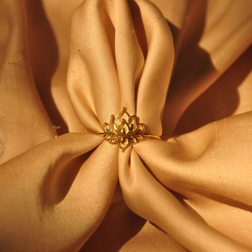 Lotus steel ring (size 7)