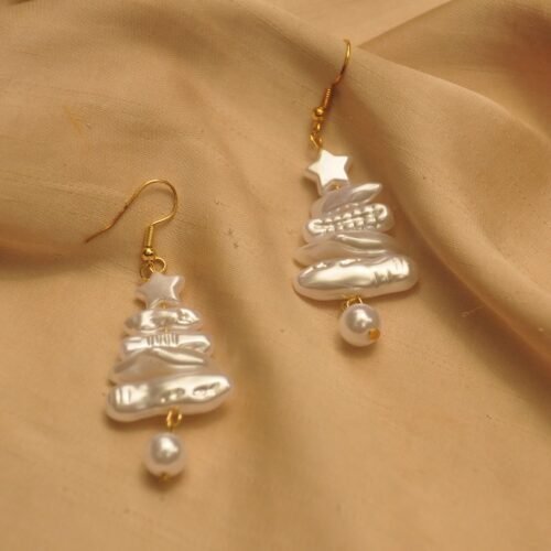 Pearl christmas tree