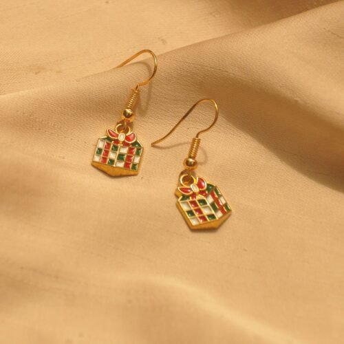 Gift christmas earrings