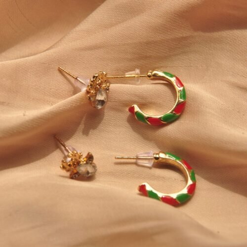 Red & green christmas hoop-stud set